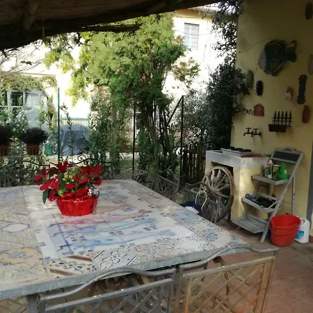 Holiday home Dimora Le Camelie